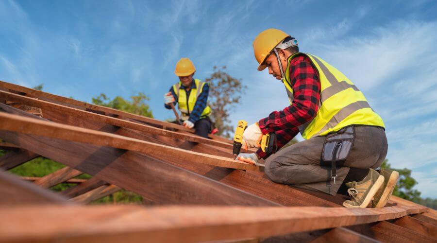 Professional gutter cleaning in Windsor, CT